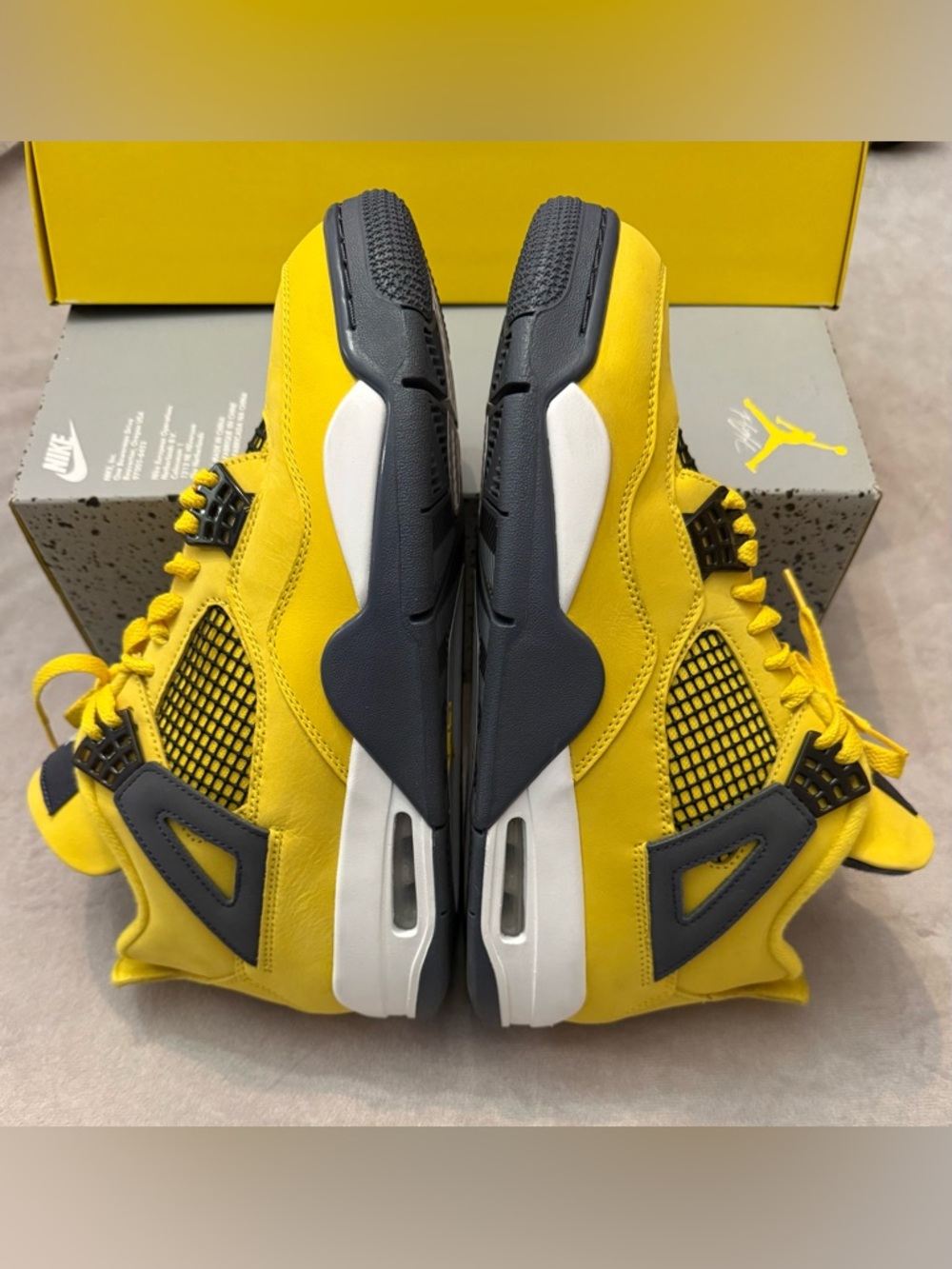 Nike Air Jordan 4 Retro Lightning 2021 Size 10 Men Yellow CT8527-700 OG Box VGUC - Picture 5 of 12